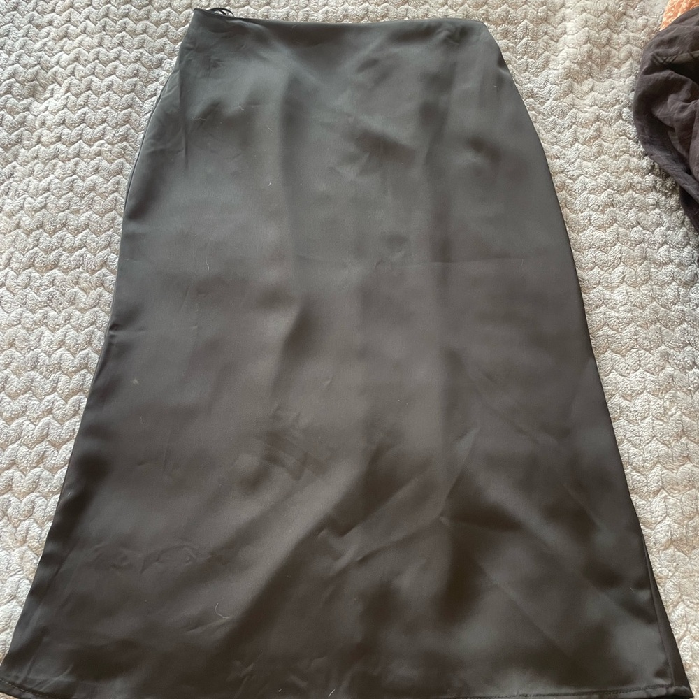 New with tags maxi satin skirt
